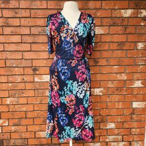Reba Floral Wrap Midi Dress with Short Sleeves & Tie Waist Size Medium